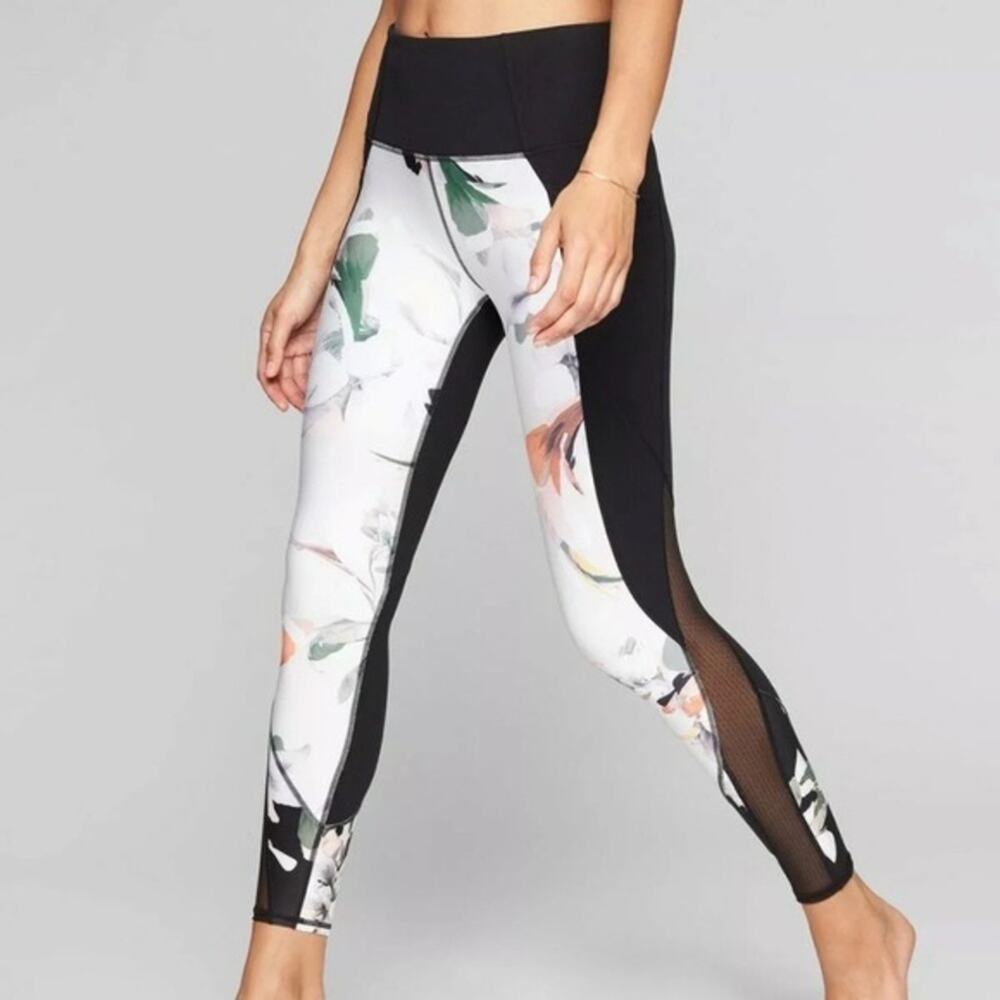Athleta Black Blossom Intuition Floral Mesh 7/8 Pocket Leggings Size Small